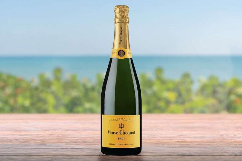 NV Veuve Clicquot Ponsardin Yellow Label Brut Champagne